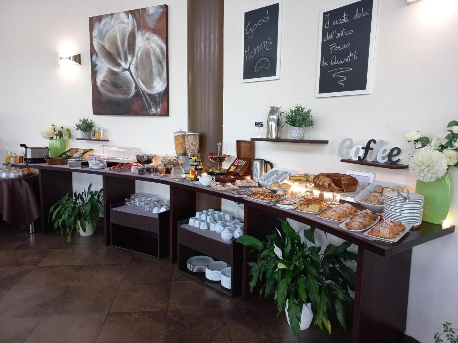 生活体育酒店 门塔纳 外观 照片